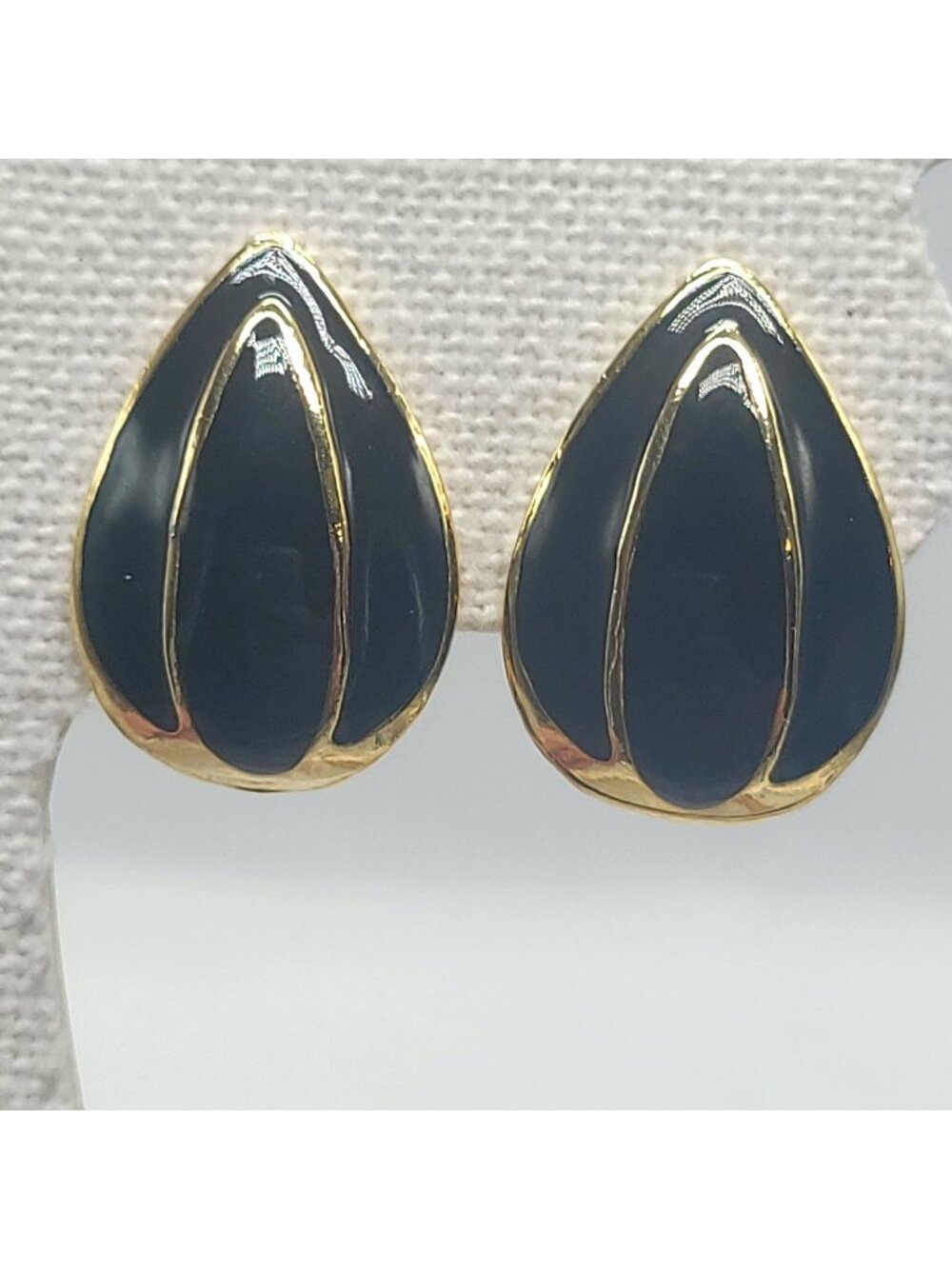 Vtg Gold Tone Black Enamel Clip-On Earrings Teardrop Design Jewelry 80s